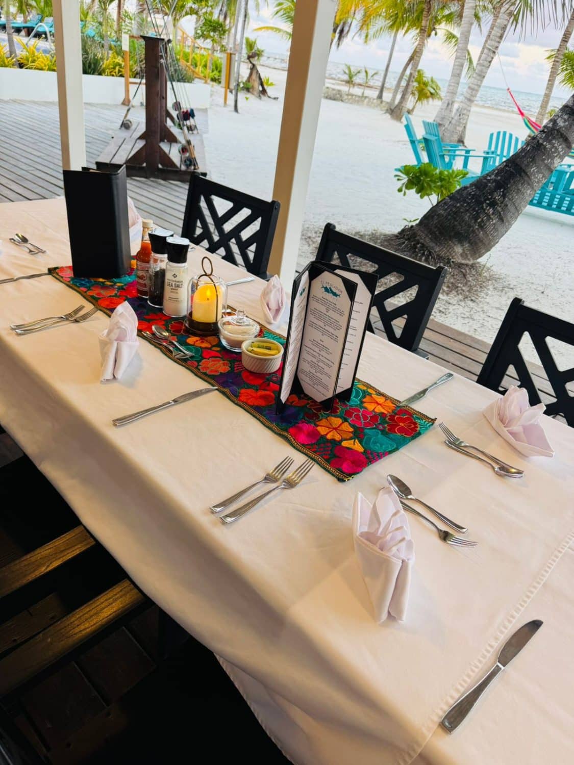 Outdoor Dining: El Pescador Resort