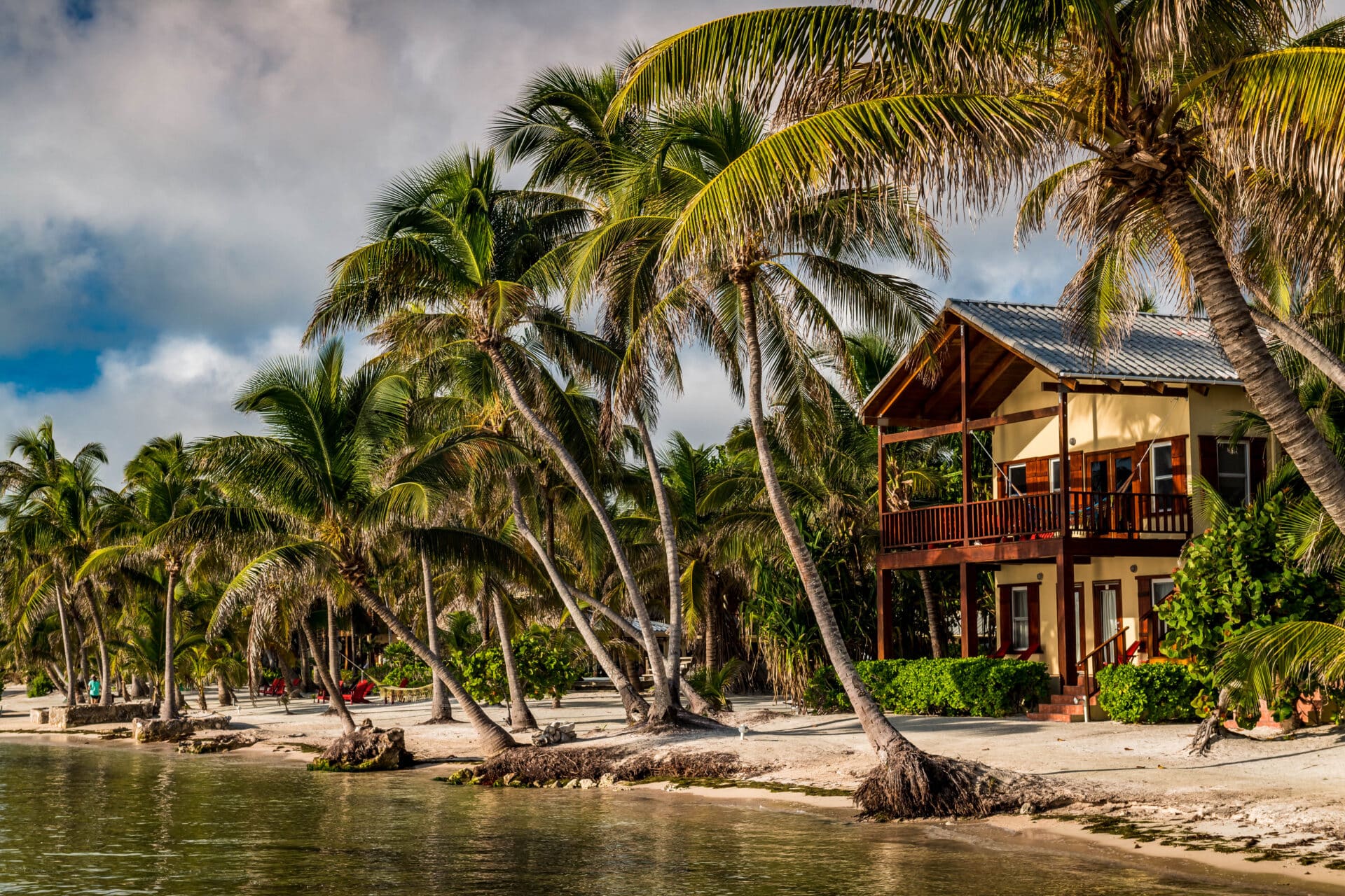 Beachfront villa at El Pescador Lodge